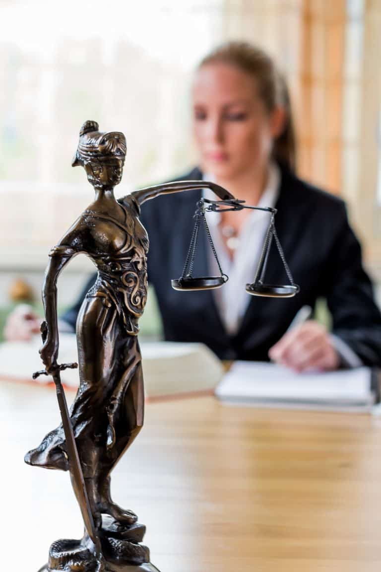 Criminal defense lawyer for a first-time misdemeanor charge in Washington